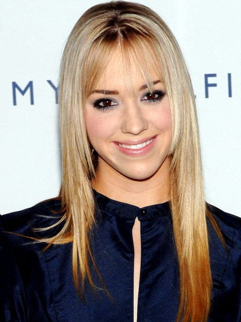 Andrea Bowen - Actor Films with the actor Andrea Bowen