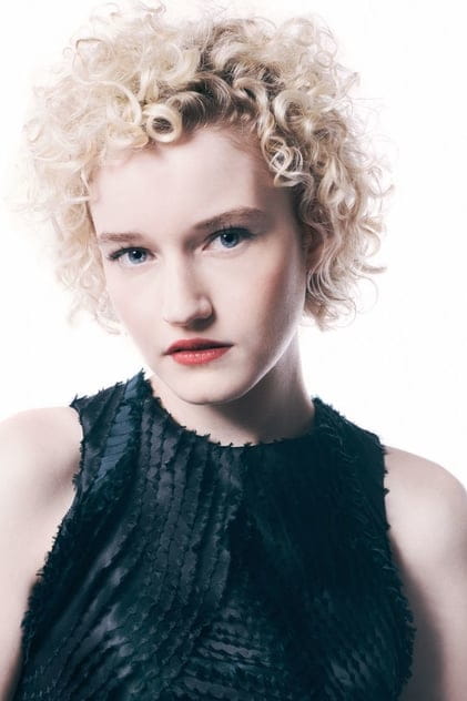 Julia Garner - Actor Films with the actor Julia Garner