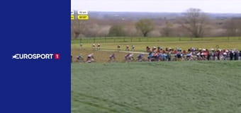 Велоспорт. Гонка "В полях Фландрии: из Мидделкерке в Вевельгем" в Бельгии.