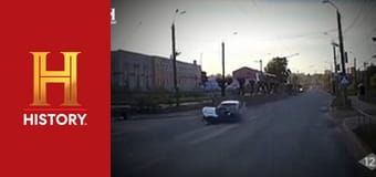 Доказательство где-то рядом, 4 сезон, 10 эп. Червь в небе, загадочные остатки скелета и таинственные звуки в Фессалониках.