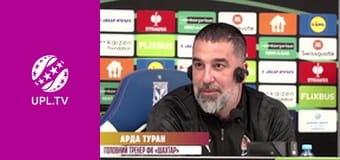 Центр футбольних новин.