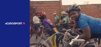 Прыжки на лыжах с трамплина. Женщины. Кубок мира. Этап 3 в Висле, Польша. HS 134. День 2.