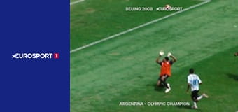 Велоспорт. Гонка "Dwars door Vlaanderen" в Бельгии.