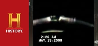 Доказательство где-то рядом, 3 сезон, 14 эп. Пилоты-пришельцы, огни в Каролине и странные существа.