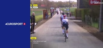 Велоспорт. Гонка "Dwars door Vlaanderen" в Бельгии.