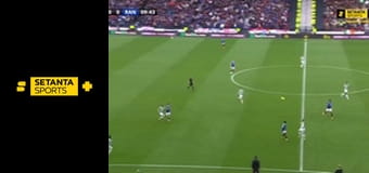 Футбол. Кубок шотландської ліги. 1/2 фіналу. Селтік - Рейнджерс.