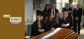 Смерть на похороні