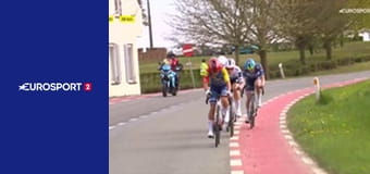 Велоспорт. Женщины. Гонка "Dwars door Vlaanderen" в Бельгии.