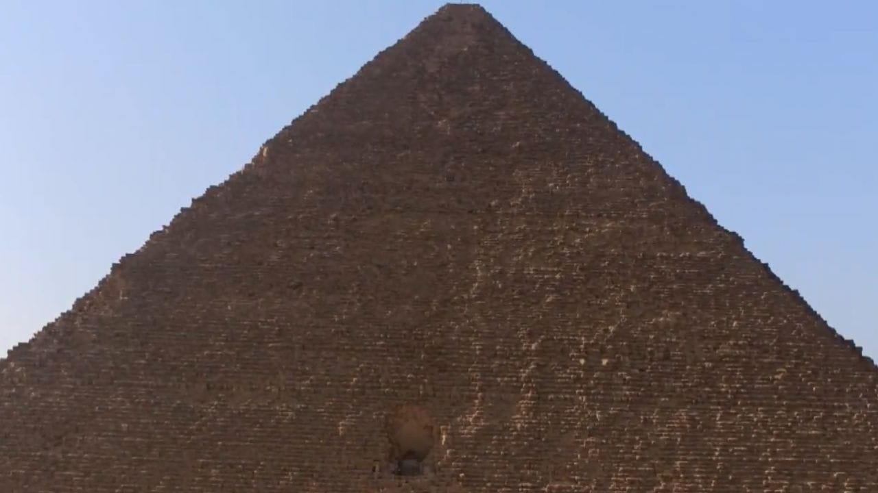 Таємниці пірамід