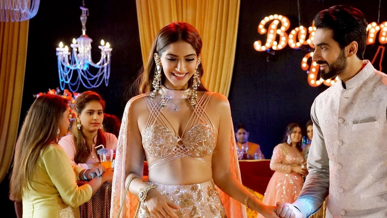 Veere Di Wedding - SWEET.TV Veere Di Wedding watch online