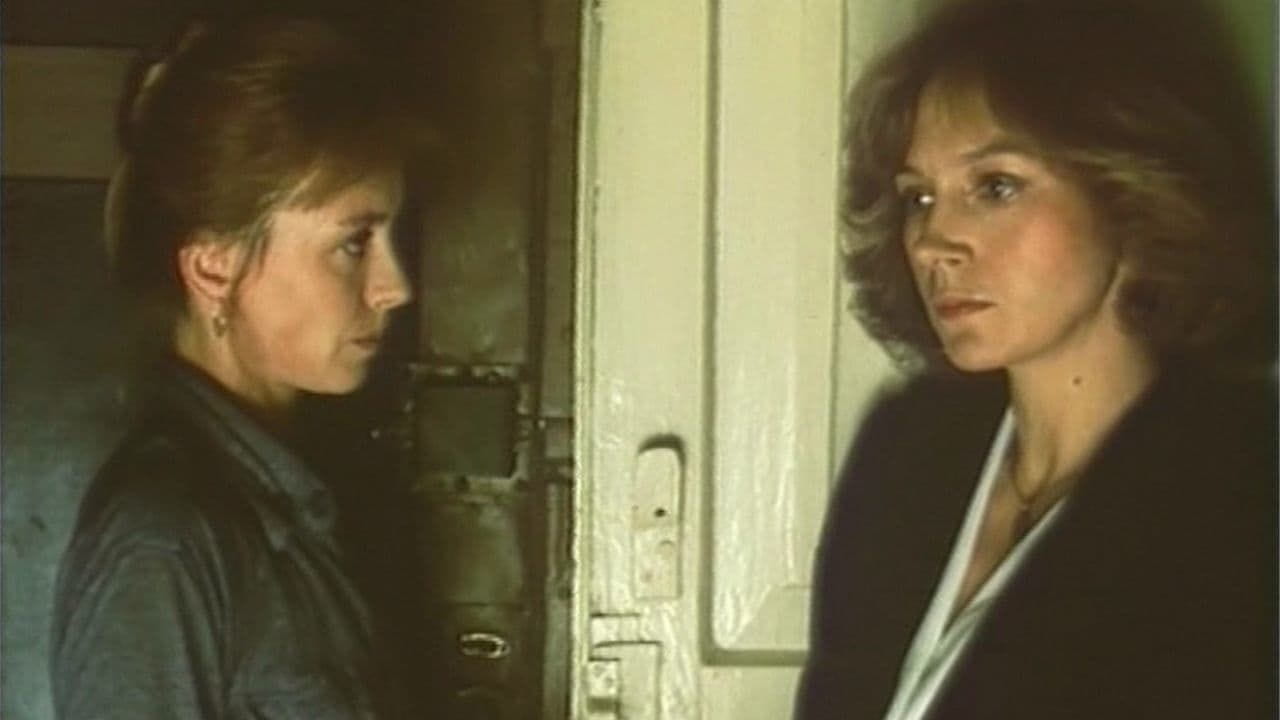 Одинокая женщина желает познакомиться - SWEET.TV Одинокая женщина желает познакомиться смотреть онлайн