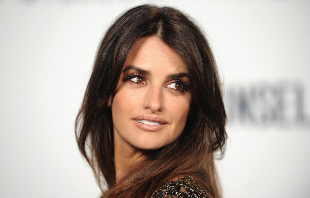 Movies with Penelope Cruz watch online » SWEET.TV