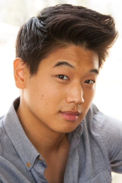Films with the actor Ki Hong Lee