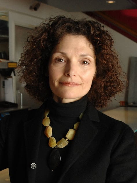 Mary Elizabeth Mastrantonio - Actor Films with the actor Mary Elizabeth Mastrantonio