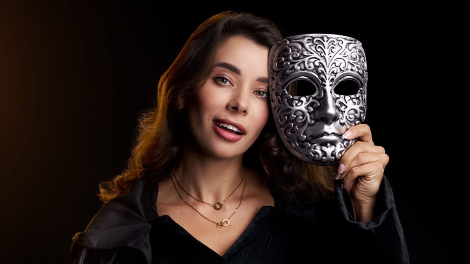 Ara The Traitors online