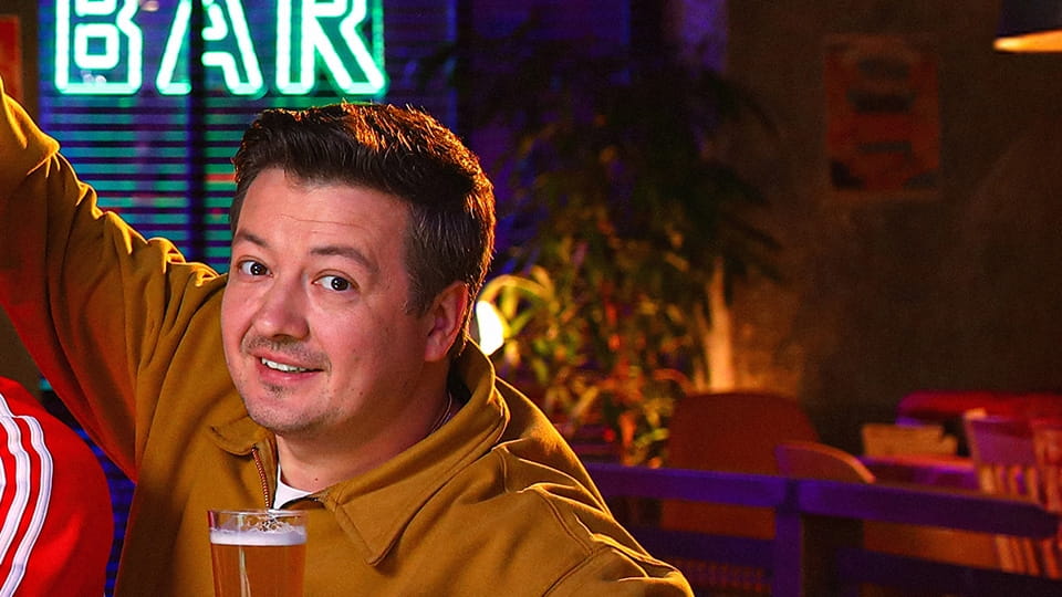 Gledajte Burying the Ex onlajn