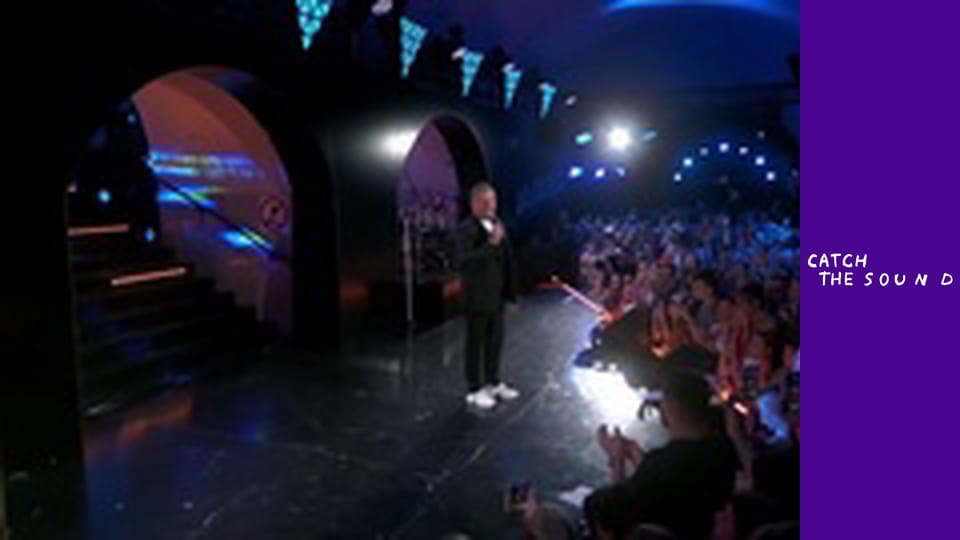 Сенси - концерт в метро