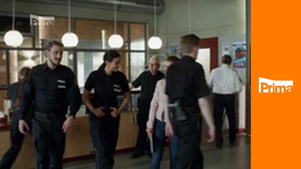 Policie Hamburk S14E10 - Nevlastní synové