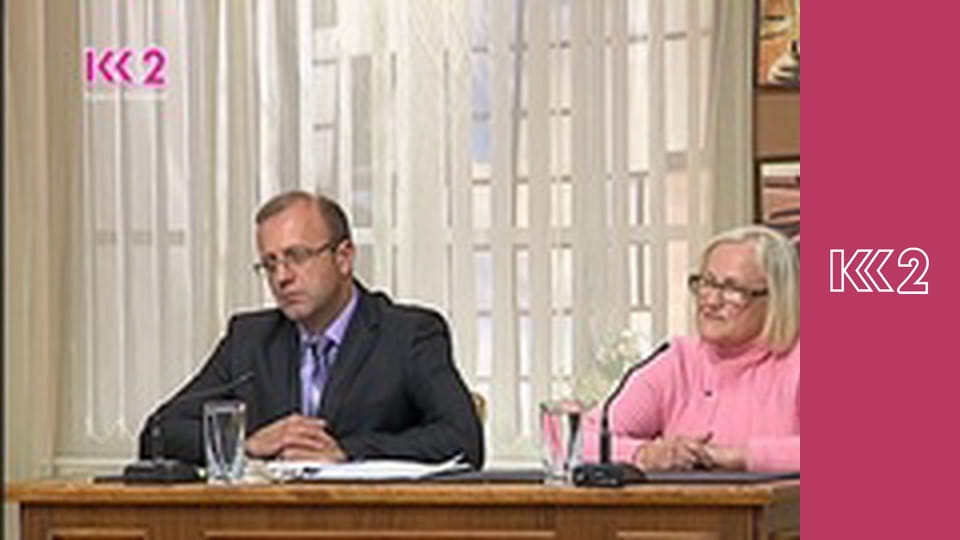 Сімейний суд E111 - Зайва