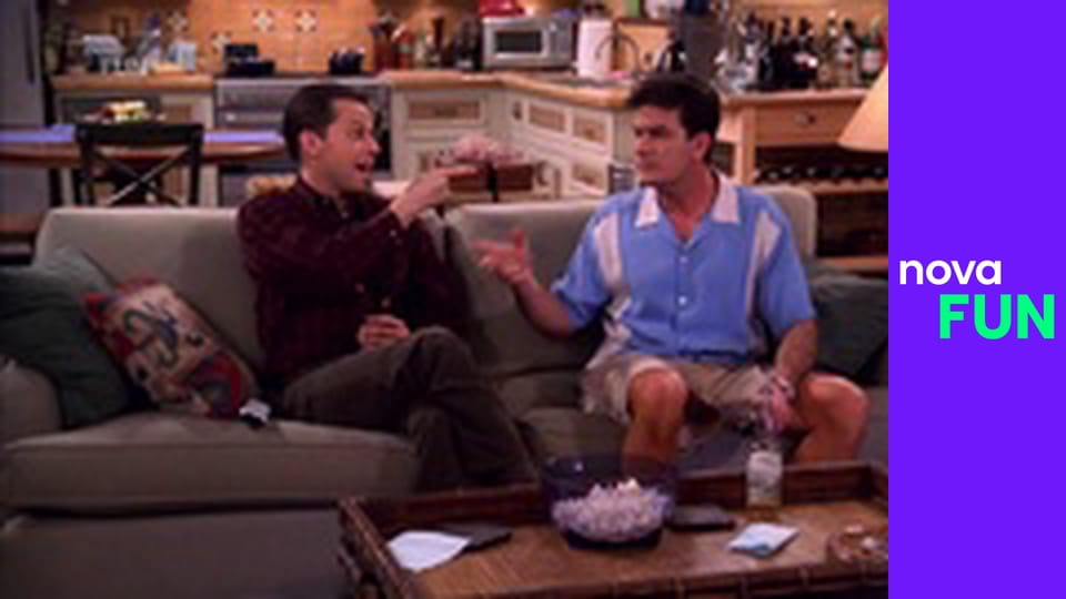 Dva a půl chlapa S2E20 - Vždycky jsem si přál oholenou opici