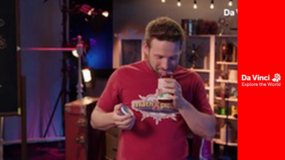 Супергерой Спринтер Галор - Хмара в місті