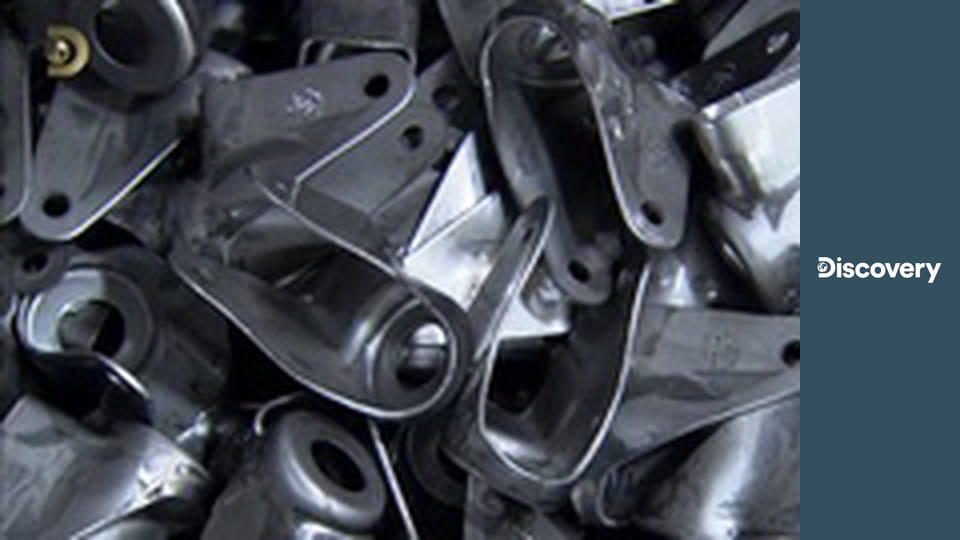 Jak se to dělá S13E22 - Průmyslová kolečka, svatební dorty, terahertzové spektrometry a závodní katamarány