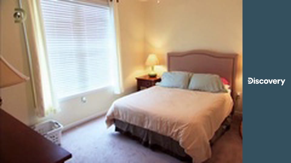 Lovci maličkých domů S2E19 - Pár z Charlestonu kupuje maličký dům