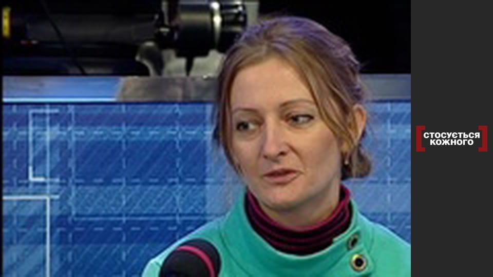 Под завалами общежития.