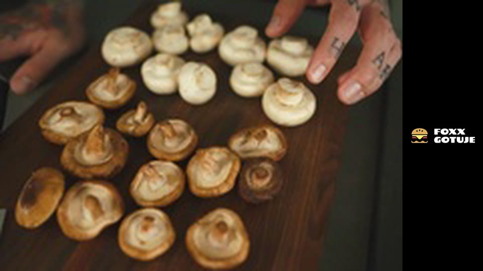 TOTALNIE DOWALONE BURGERY - Chorizo Burger oraz Mushroom Swiss Burger