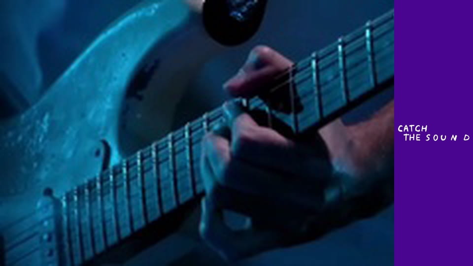 Сенси - концерт в метро