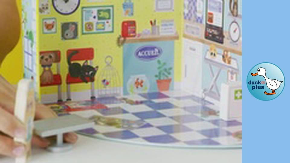 The World of Toys - Veterinary ambulance