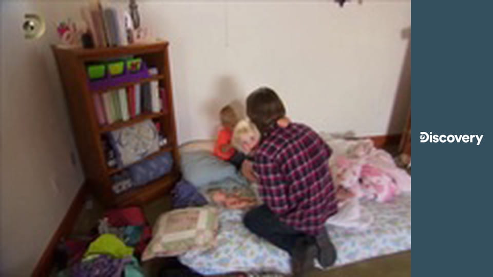 Lovci maličkých domů S2E9 - Maličký dům pro pětičlennou rodinu