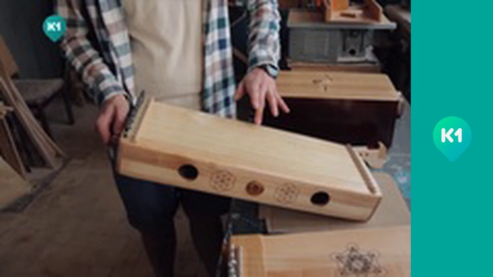 "Приключения с Яной Метёлкиной".