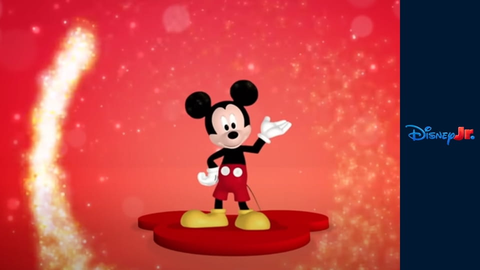 Mickey Mouse Clubhouse S1E2 - Clarabelle's New Coop