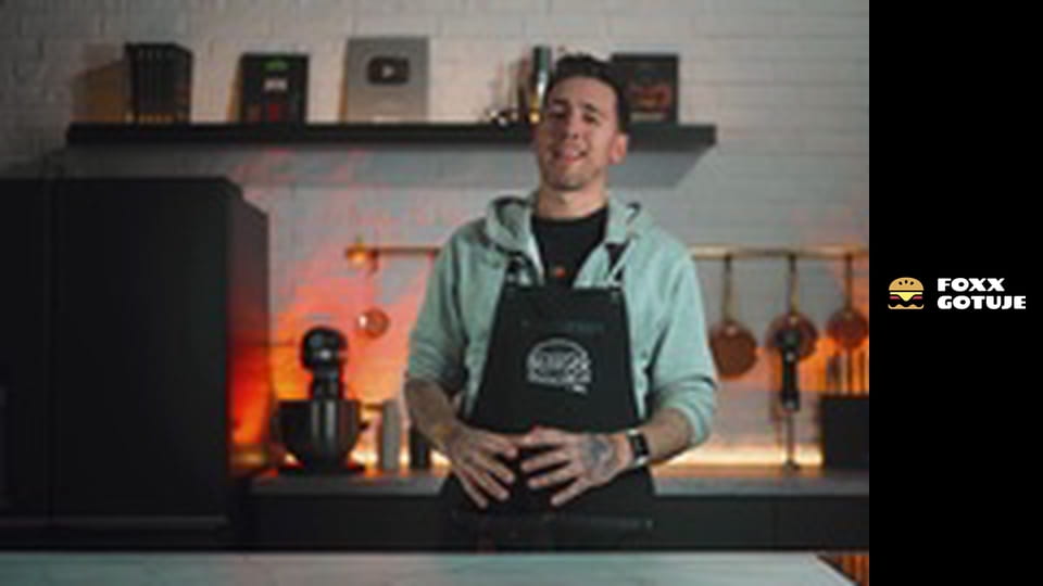 DWA NAJLEPSZE CHICKEN BURGERY ŚWIATA - Buffalo vs Nashville Hot Chicken