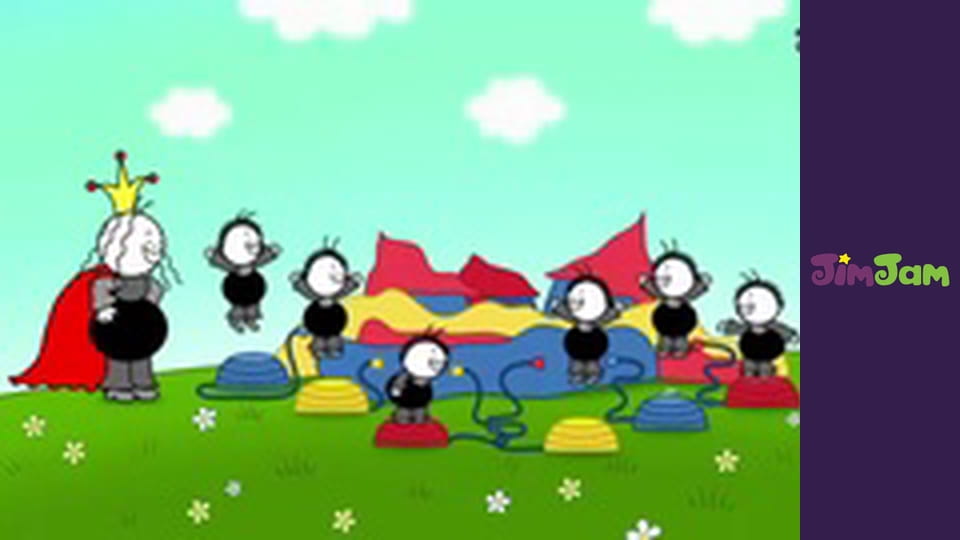 Berry And Dolly S5E4 - April – Bouncy castle