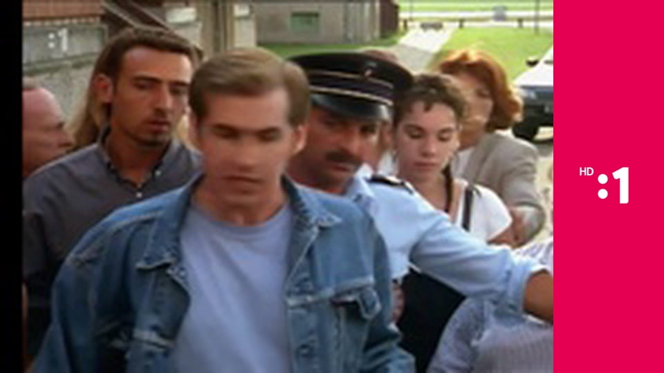 Julie Lescautová E12