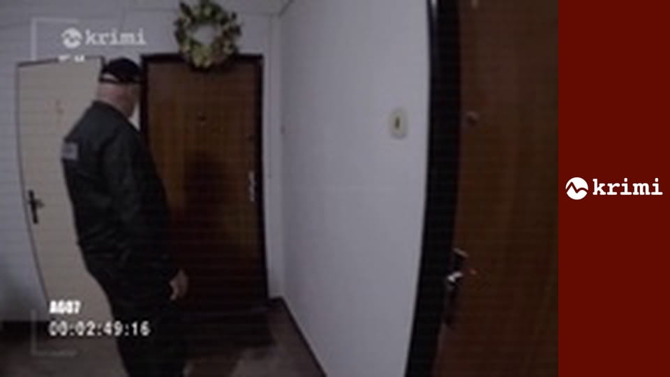 Policajné prípady S2E44 - Žiarlivosť, Výpalné, Kamera v kúpeľni, Zombie