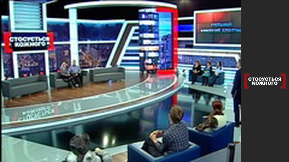 Сильный хрупкий мальчик.