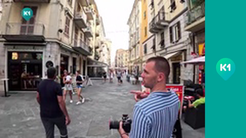 "Андрій подорожує".