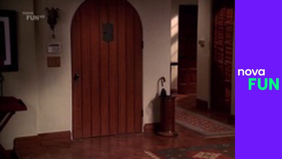 Přátelé S8E15 - Porod na videu