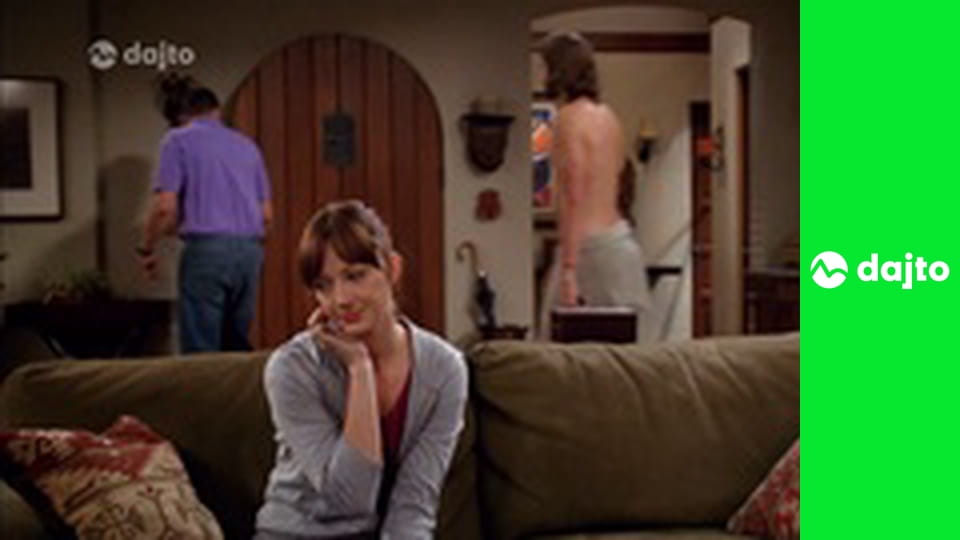 Dva a pol chlapa S9E3 - Veľké dievčatá s jedlom nehádžu