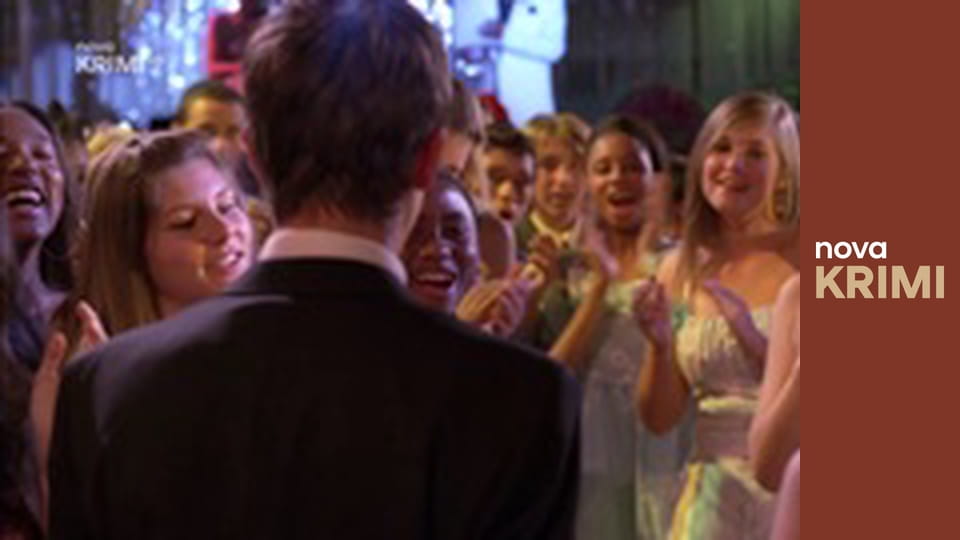 Médium S3E7 - Mámina pomocnice