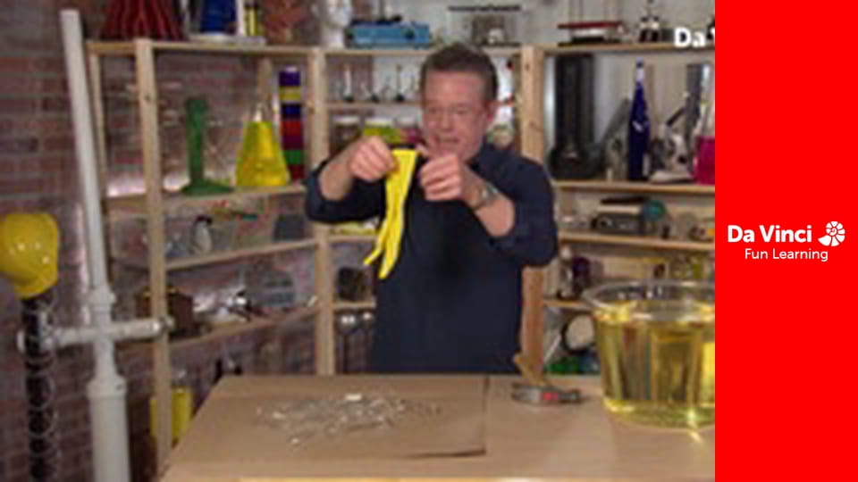 DIY SCI - More Science Magic