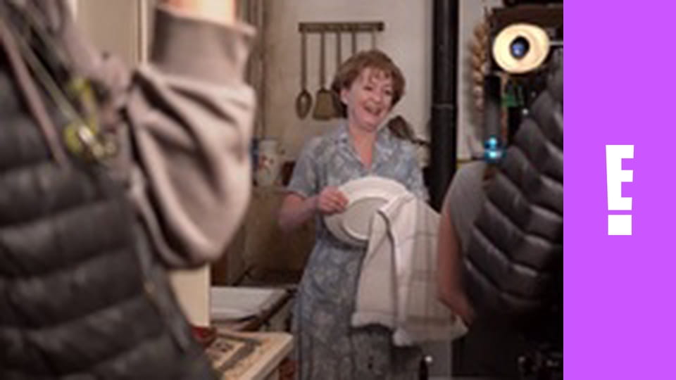 Dating: No Filter S2E11 - All I Want For Christmas Is...