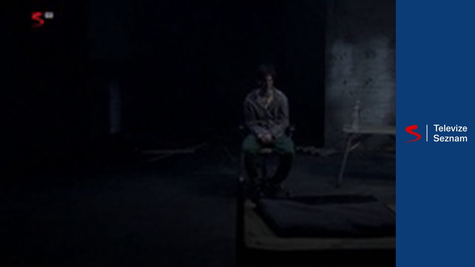 Místo činu: Kolín E11 - Nevolejte policii