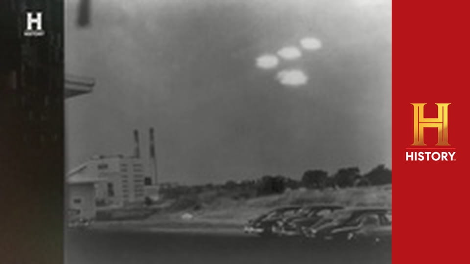 Доказательство где-то рядом, 4 сезон, 14 эп. Видение шерстистого мамонта, вой снежного человека из Огайо и робот-убийца.