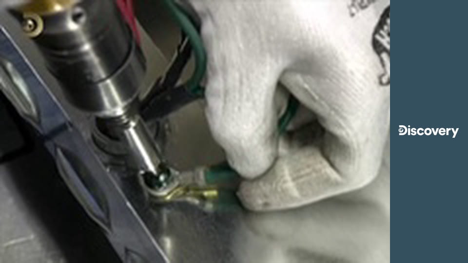 Jak se to dělá S11E12 - Cylindry a buřinky, solární ohřívače vody, lepivé sladké bochánky a elektrostatickýé reproduktory