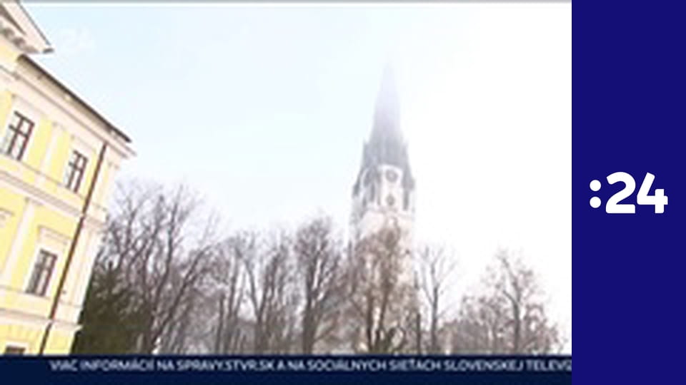 Občan za dverami E33