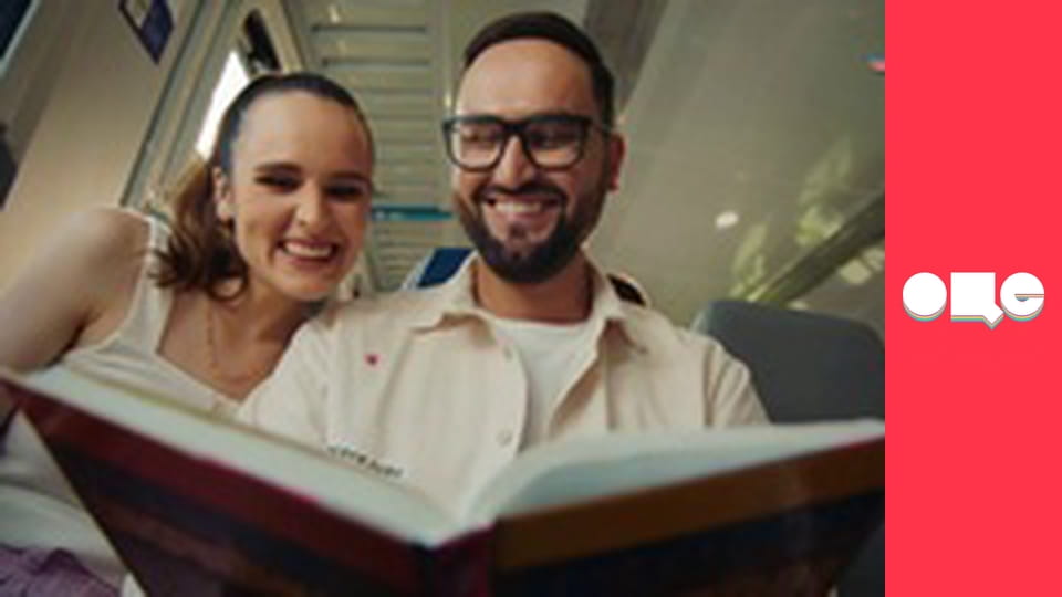 Ранок у великому місті.